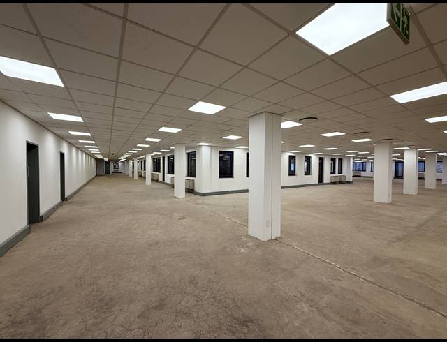 4,612M² OFFICE TO LET IN BRAAMPARK